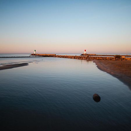 Mon P'Tit Hotel Le Grau-d'Agde Exterior photo